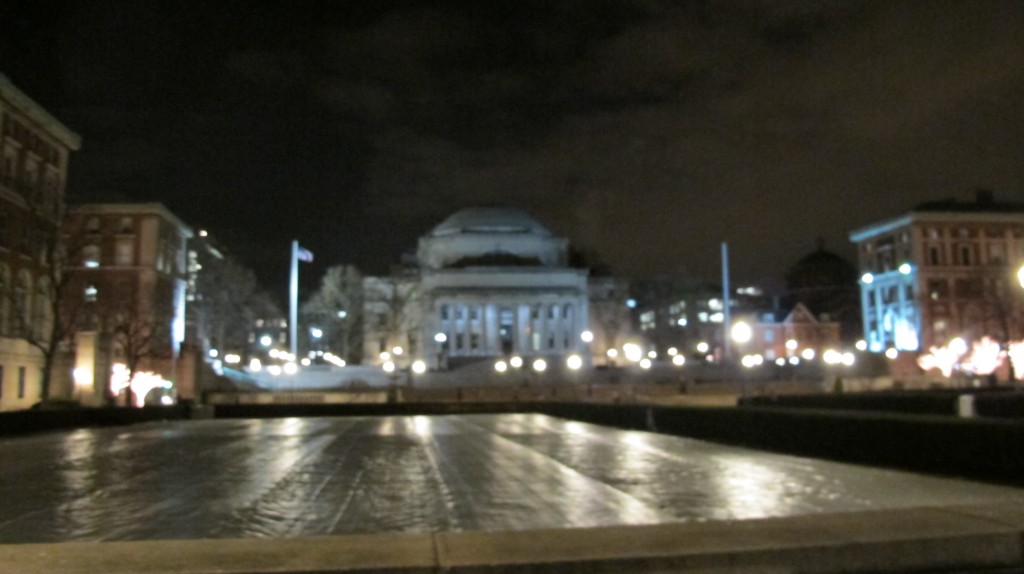 Vue du campus de Columbia, de nuit